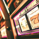 Aku_hru_si_zahrat_TITULNI-min